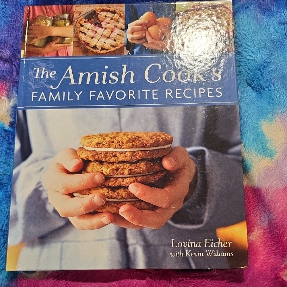 The Amish Cook's Family Favorite Recipes Book